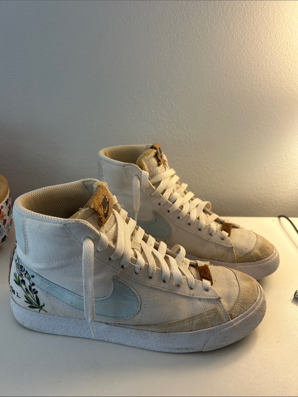 Nike High-Top Indigo Women’s Size 7 Blazers